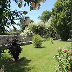 D'hotes Les Pieris