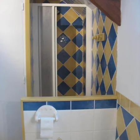 B&B D'hotes Les Pieris 3*