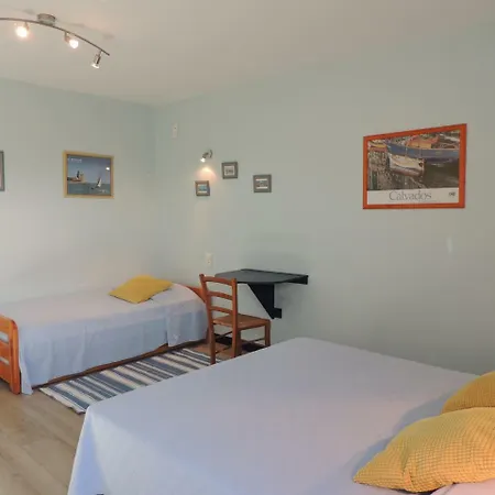 D'hotes Les Pieris 3*