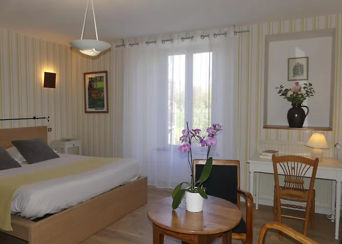 Bed & Breakfast D'hotes Les Pieris 3*
