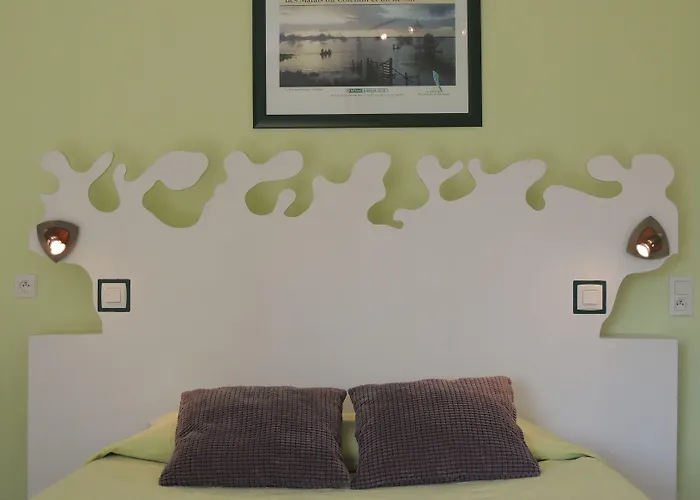 Bed & Breakfast D'hotes Les Pieris 3*