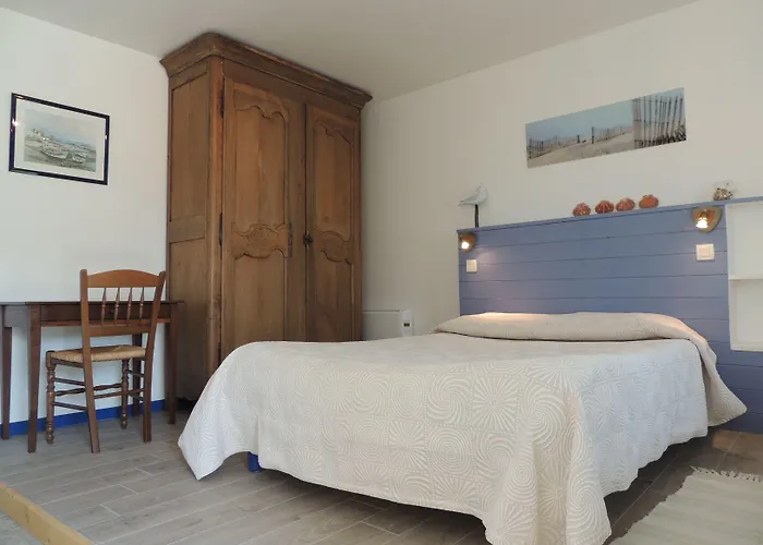 D'hotes Les Pieris Grandcamp-Maisy