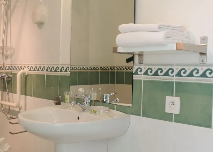 D'hotes Les Pieris Bed & Breakfast