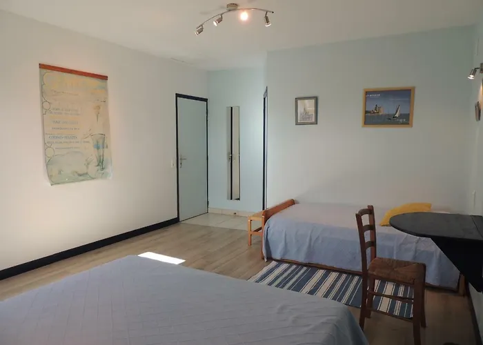 D'hotes Les Pieris Bed & Breakfast